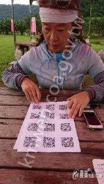 敏通農場還將每塊耕地的QR-code列印出來