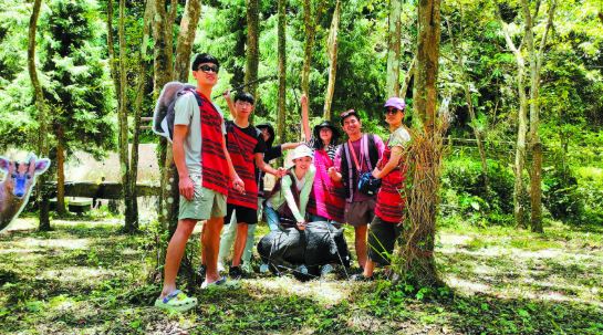 南庄鄉南江旅遊服務中心周邊環境改善結合生態友善、文化傳承及產業體驗，獲優良農建獎肯定。