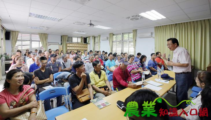 推展有機優質特色水果產業 臺東場舉辦「紅龍果有機栽培技術講習會」