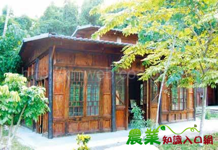 舊料再生為綠色小屋與綠色小徑