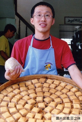 從挑豆子開始講究的手工有機豆腐