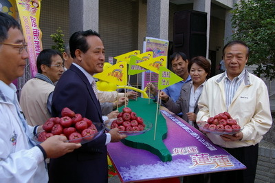 蓮霧饗叮噹「好運蓮蓮」　12/27別再錯過
