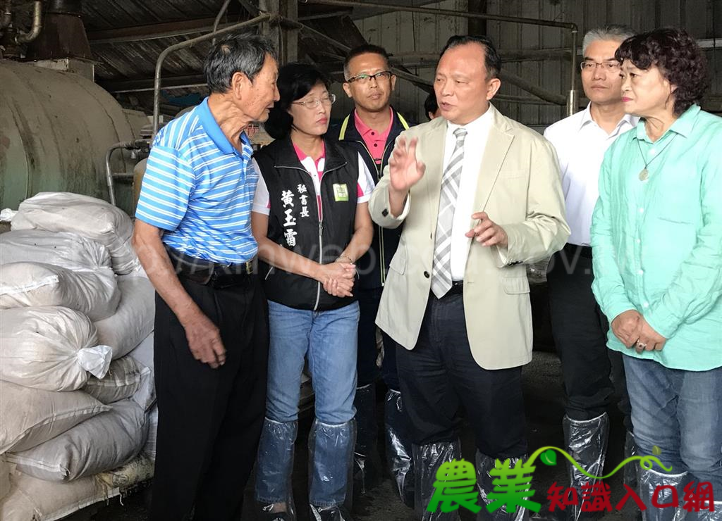 面臨中國大陸非洲豬瘟疫情 農委會林主委親臨廚餘養豬 強調落實廚餘加熱處理