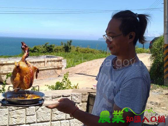 新北青農會長香草蛋捲 開創產業一條龍