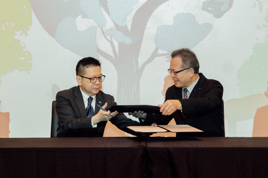 8ce599b8-9e42-4668-b4c6-55e23c643b80