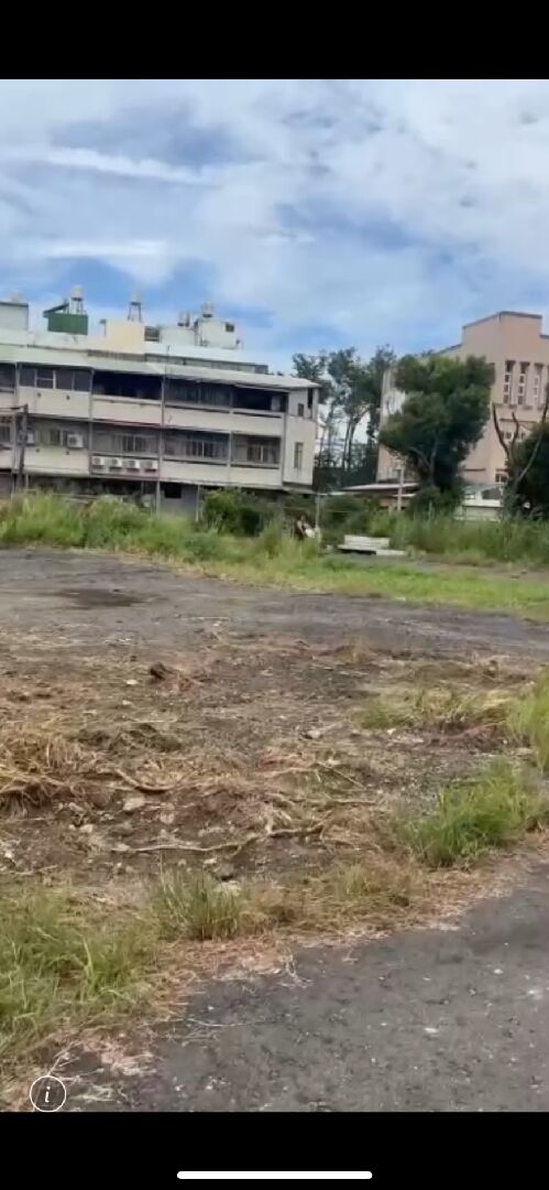 請問一下這樣的土地有辦法種地瓜葉嗎