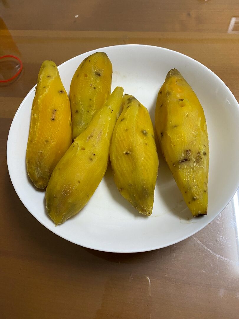 地瓜一點一點黑黑的