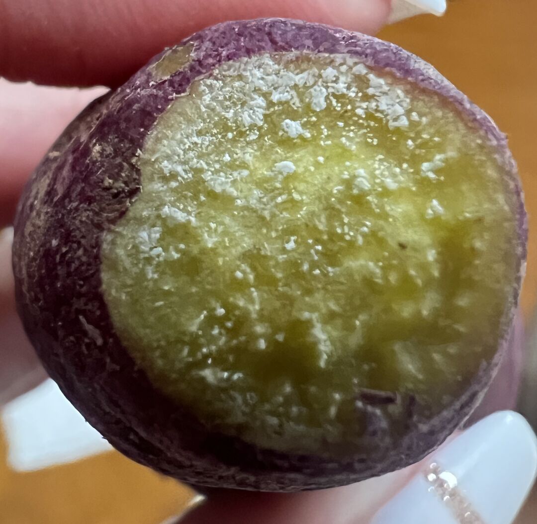 市售冷凍蒸熟栗子地瓜冒白點，能吃嗎？