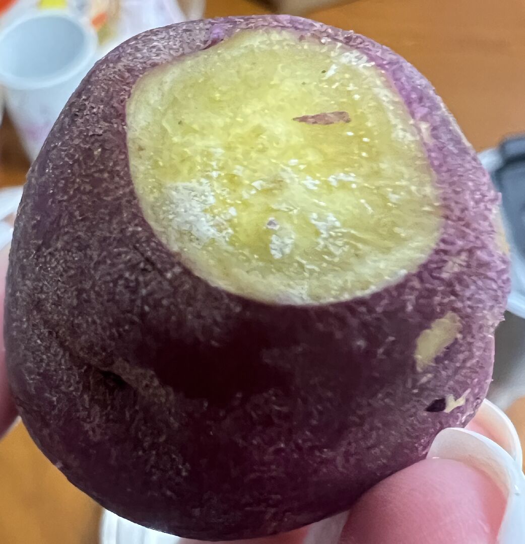 市售冷凍蒸熟栗子地瓜冒白點，能吃嗎？